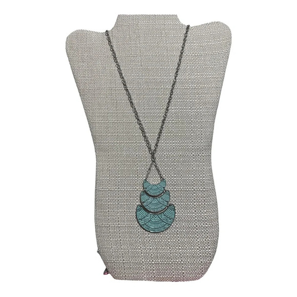 Handmade 3 tier Aqua and Silver Necklace - Picture 1 of 3